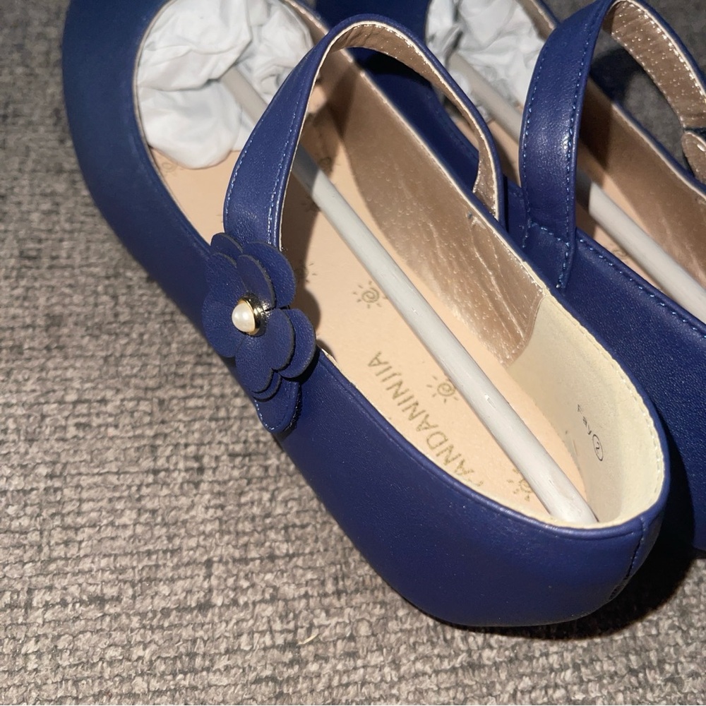 NEW Pandaninja Girls Mary Jane Flats Blue Flower Strap Big Kids Size 2 - Picture 3 of 6